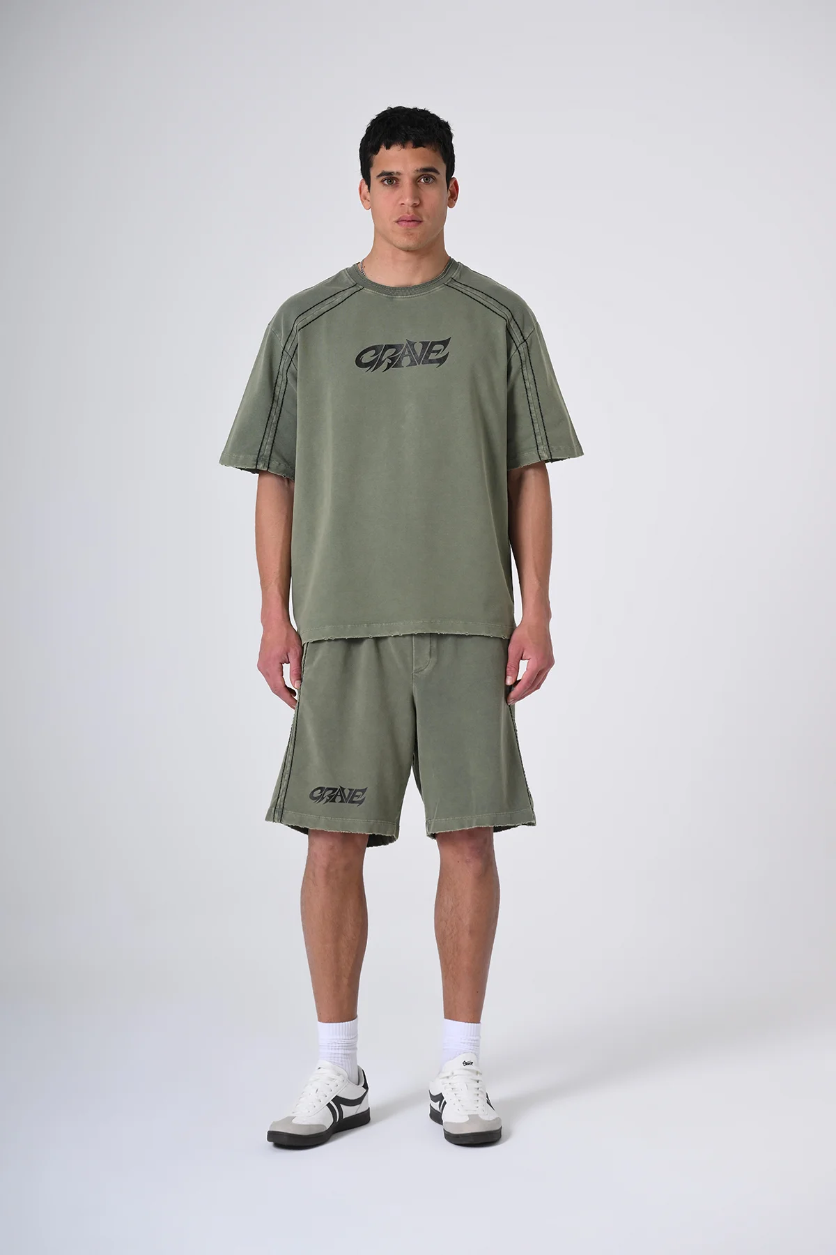 GRAVE WASHED SHORTS